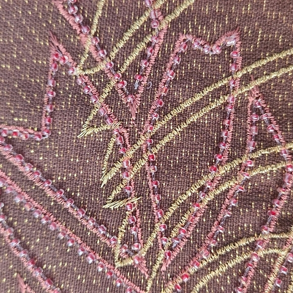 Beaded accent pillow - Picture 2 of 6